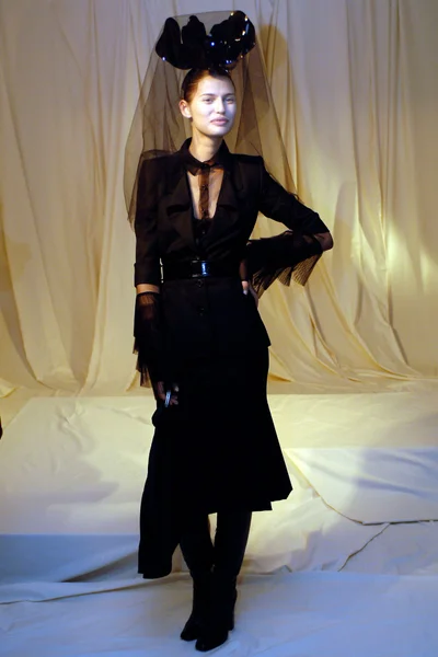 Look 9